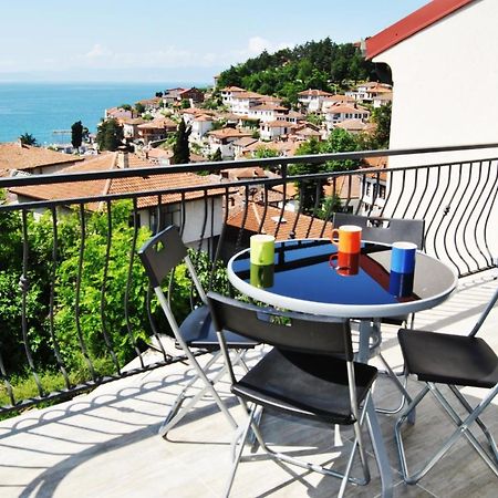 Lake View Apartment Ohrid Exterior photo