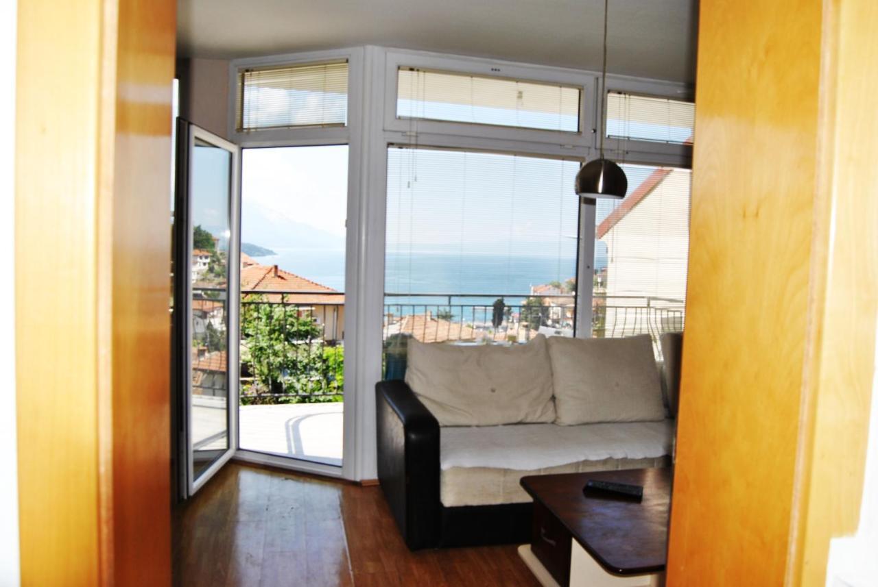 Lake View Apartment Ohrid Exterior photo