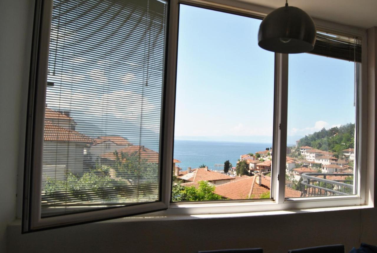 Lake View Apartment Ohrid Exterior photo